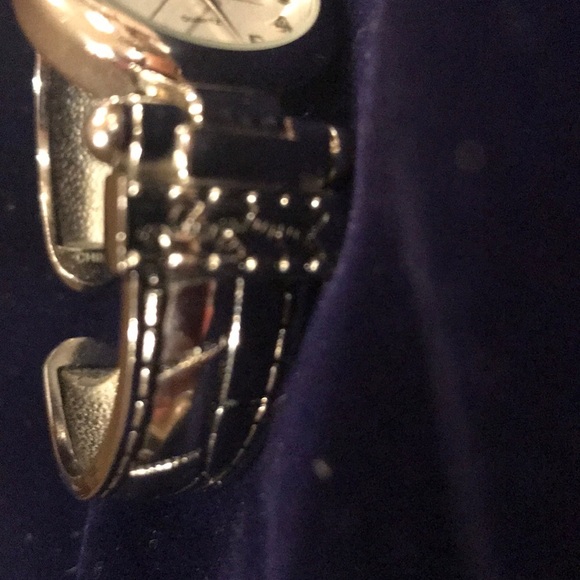 Silver watch - Picture 3 of 3